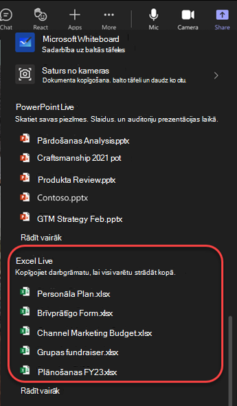 Ekrānuzņēmums ar koplietošanas opcijām, kas Teams sapulcē izceļ Excel failus.