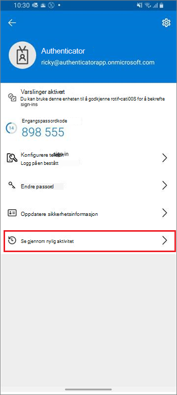 Hjemmesiden for jobb- eller skolekontoen, som viser den uthevede koblingen for nylig påloggingsaktivitet