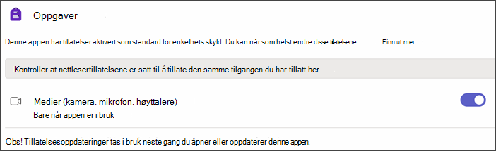 Skjermbilde av Teams-innstillinger etter at du har valgt Apptillatelser. En innstilling kalt Media vises med veksleknappen på.