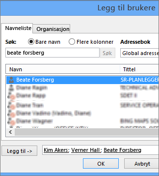Legge til brukere på et tilgangsnivå