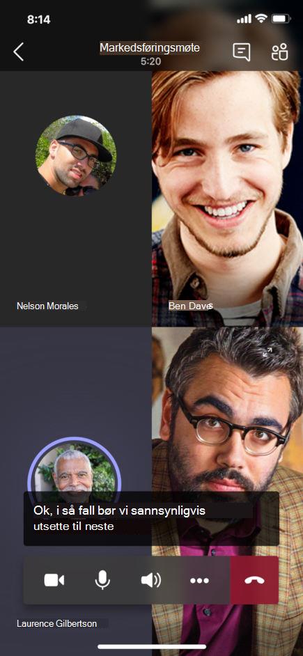 Direkteteksting vist i et møte i Teams-mobilappen