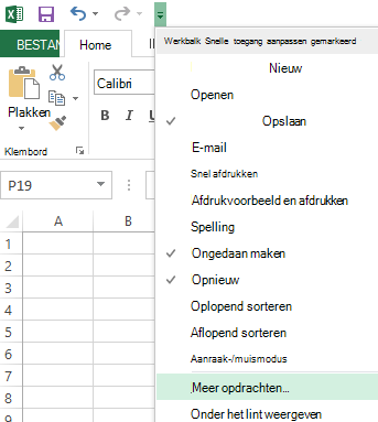 Gebruik de vervolgkeuzelijst Werkbalk Snelle toegang aanpassen om opdrachten te openen die nog niet op het lint staan.