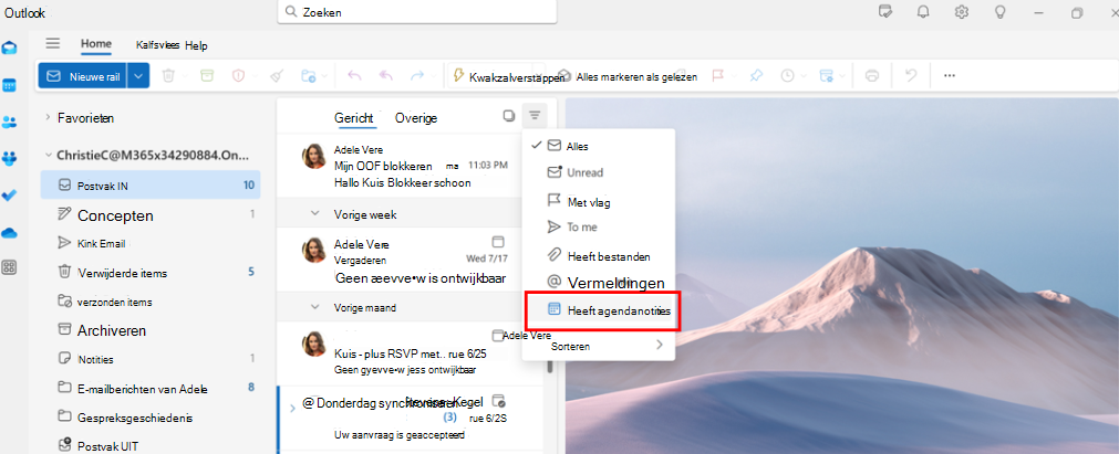 Schermopname van leidinggevenden die het e-mailfilter voor agenda-uitnodigingen kunnen gebruiken