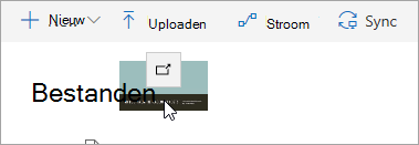 Een schermafbeelding van een bestand dat naar OneDrive wordt gesleept