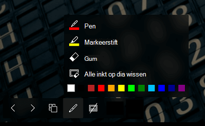 De werkbalk van de diavoorstelling, met het inktmenu uitgevouwen