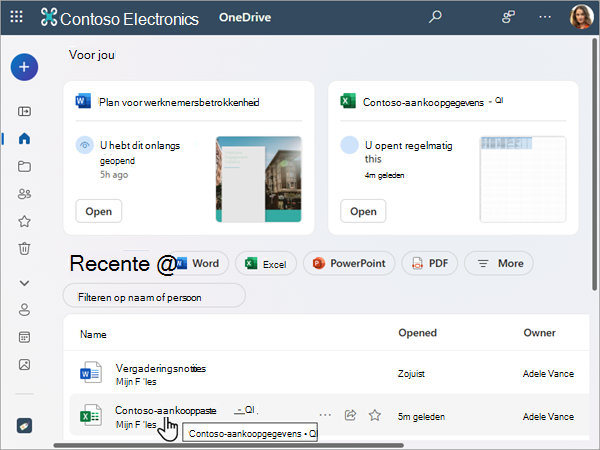 Schermopname van OneDrive geopend met meerdere documenten en apps.
