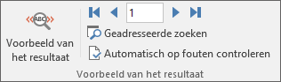 In Word op het tabblad Verzendlijsten, de groep Voorbeeld van resultaten.