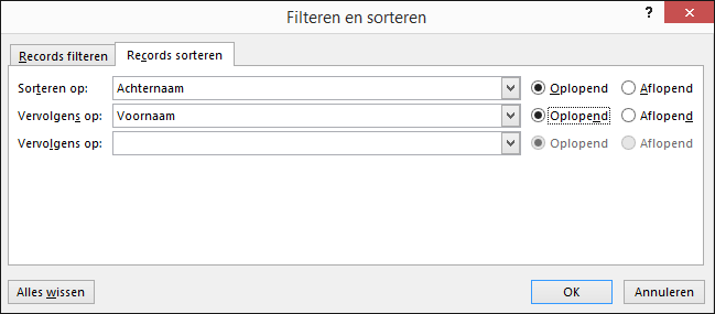 Klik als onderdeel van Afdruk samenvoegen in Word op Adressenlijst bewerken en kies Sorteren onder Adressenlijst nader specificeren.