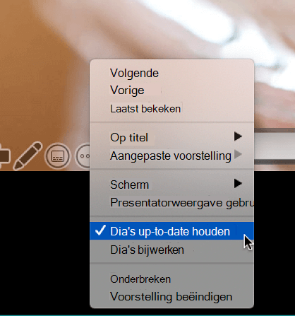 Het contextmenu Meer opties in Weergave voor presentator waarin Dia's bijgewerkt houden is geselecteerd.