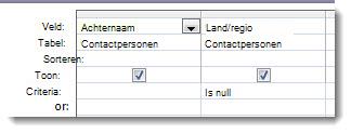 Afbeelding met het criteriaveld in de ontwerpfunctie voor query's met het criterium null