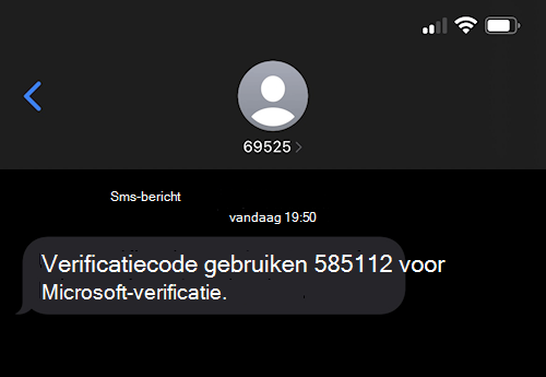 Schermopname van een sms-bericht van Microsoft met nummer 69525