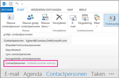 Lijst met gedeelde contactpersonen in het deelvenster Contactpersonen in Outlook
