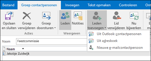 Selecteer Leden toevoegen om toe te voegen aan uw groep contactpersonen.