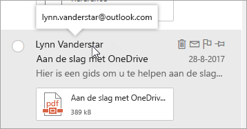 Een schermopname van de cursor die de muisaanwijzer boven de naam van een afzender plaatst