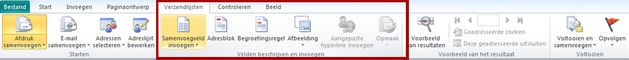 Samenvoegvelden invoegen