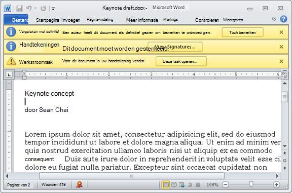 Item dat moet worden gereviseerd met drie berichtenbalken