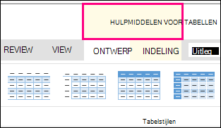 Afbeelding van de opdracht Hulpmiddelen voor tabellen die boven aan het lint wordt weergegeven wanneer u ergens in een tabel klikt.