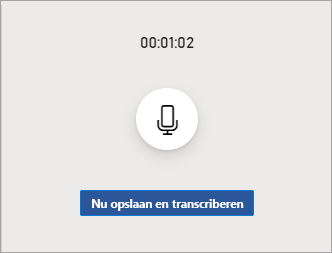 De opname-interface bij onderbreken met een tijdstempel bovenaan, een knop voor hervatten in het midden en een knop Opslaan en transcriberen onderaan.