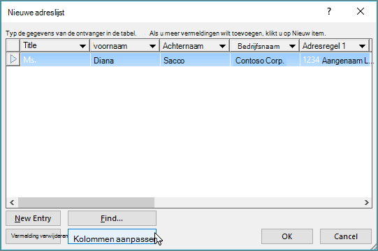 Als u aangepaste kolommen wilt toevoegen aan uw lijst van Afdruk samenvoegen, klikt u op de knop Kolommen aanpassen.
