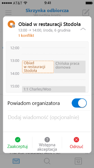 Przedstawia ekran urządzenia przenośnego z zaproszeniem w kalendarzu. Strzałka zwijania znajduje się u góry ekranu, wskazując w górę.