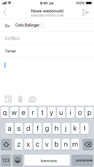 Przedstawia ekran systemu iOS z wersjami roboczymi wiadomości e-mail. Poniżej wersji roboczej znajdują się trzy przyciski: Calendar, Załącznik i Aparat.