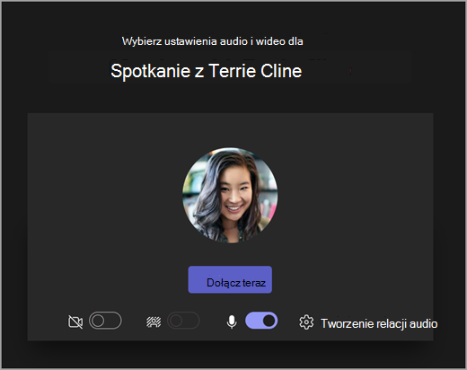 Zrzut ekranu otwierania, gdy uczeń rozpoczyna spotkanie w aplikacji Microsoft Teams dla instytucji edukacyjnych.
