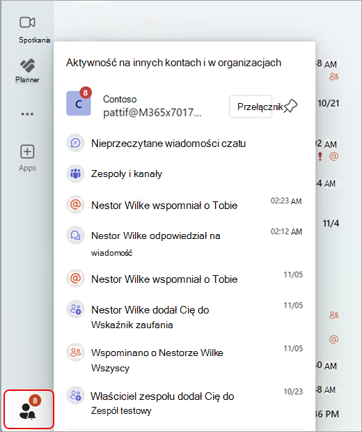 Zrzut ekranu przedstawiający aktywność aplikacji Teams na wielu kontach i w organizacjach.