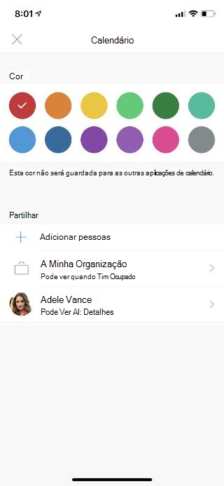 Mostra uma tela de celular com o Calendar na parte superior. Abaixo da seção Compartilhar, há algumas opções e o nome de uma pessoa que foi adicionada.