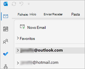 Captura de ecrã a mostrar caixas de correio pessoais da conta Microsoft no Outlook clássico