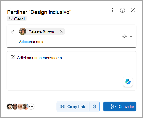 Partilhar um documento no Microsoft Word para a Web, com o botão de resumo Copilot.