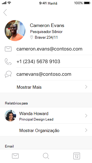 Exemplos de cartão de contato mostrando informações de contato e informações adicionais