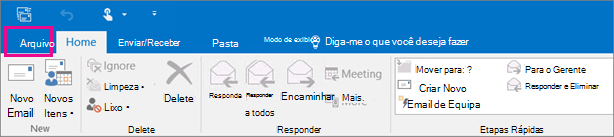 Essa é a aparência da faixa de opções no Outlook 2016.