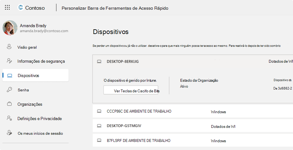 Captura de ecrã a mostrar as chaves de recuperação bitLocker de uma conta escolar ou profissional.