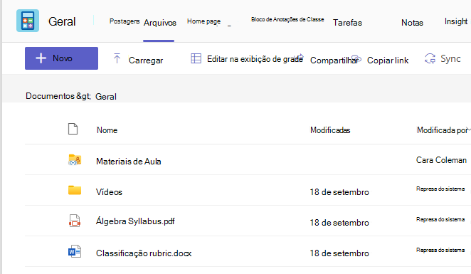 Captura de tela que mostra a guia Files mostrando materiais de aula e arquivos compartilhados.