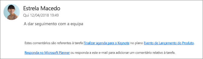 Captura de tela: Mostrando um email de grupo em que um colega de trabalho está respondendo ao primeiro comentário.