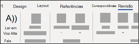 Selecione Ler em Voz Alta na guia Revisão.