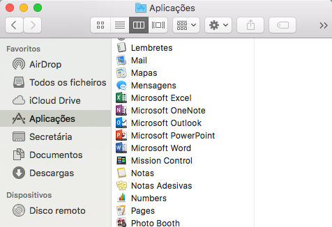 Abrir Aplicações > Finder > Procurar Microsoft