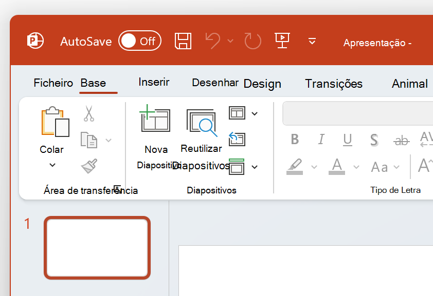 Uma captura de ecrã do canto superior esquerdo do PowerPoint em Tema colorido.