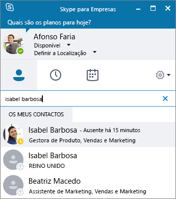 Captura de ecrã da janela Skype para Empresas enquanto procura um contacto para adicionar.