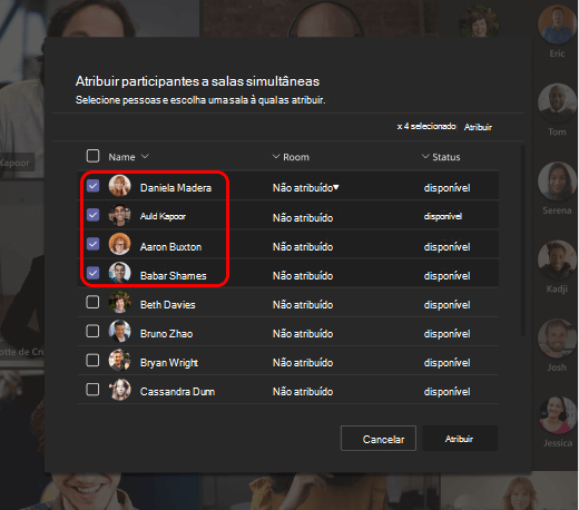 A imagem mostra como atribuir pessoas a salas simultâneas