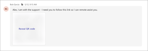 Captura de ecrã a mostrar um código QR obscurecido no chat do Teams por um hash de desfocagem.