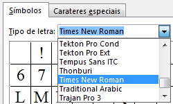 No separador Símbolos, identifique o tipo de letra.