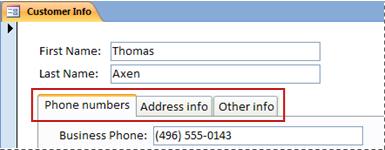 Un formular care conține un control filă