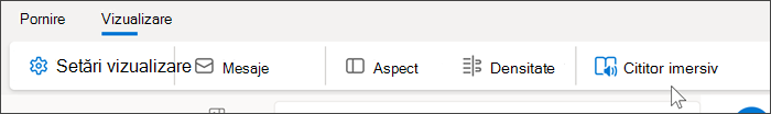 Captură de ecran a părții de sus a Outlook Web afișând fila Vizualizare selectată și mouse-ul trecând peste Immersive Reader