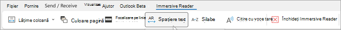 Captură de ecran a panglicii Immersive Reader din Outlook pentru desktop. Opțiunile de la stânga la dreapta sunt lățimea coloanei, culoarea paginii, focalizarea pe linie, spațierea textului, silabe, citire cu voce tare, închidere immersive reader