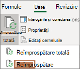 Mouse indicând spre comanda Reîmprospătare de pe panglică