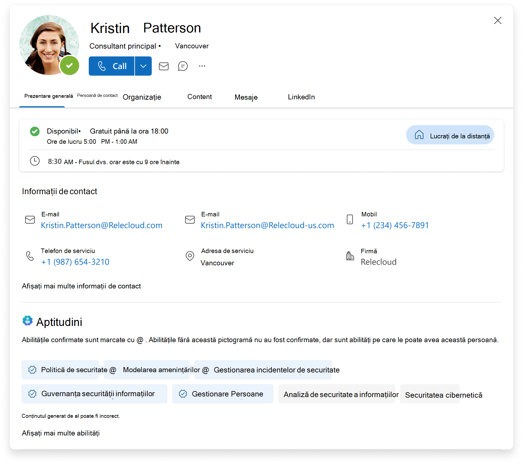 Captură de ecran a fișei de profil Microsoft 365, care listează prezentarea generală, informațiile de contact și o listă de competențe confirmate și neconfirmate
