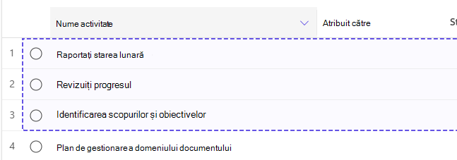 Trei activități selectate în vizualizarea Grilă.