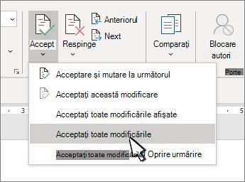 Listă verticală cu opțiunea Acceptați toate modificările în Word