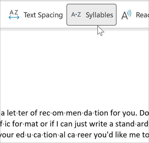 Снимок экрана: выделенная функция слога иммерсивного средства чтения, показывающая несколько слов в сообщении электронной почты, разделенном на слоги. слово рекомендация отображается как rec dot om dot men dot da dot tion